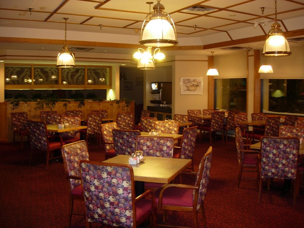 Travelodge By Wyndham Gaylord Restoran fotoğraf