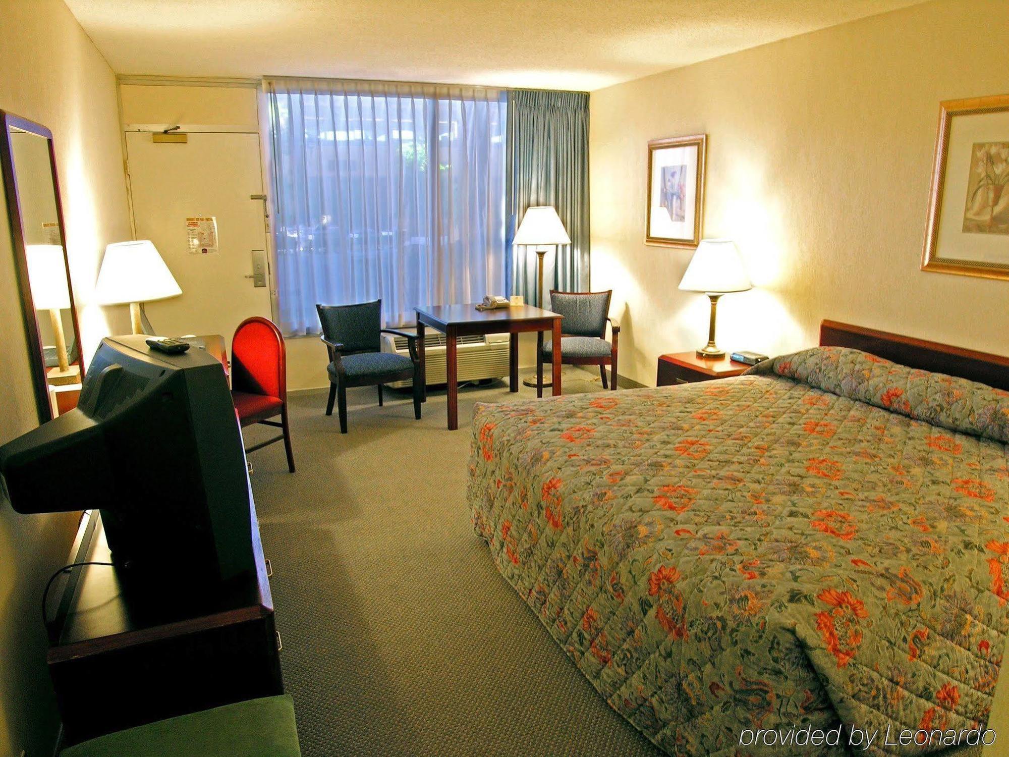 Travelodge By Wyndham Gaylord Dış mekan fotoğraf